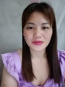 Snapshot of meg_06 chatting on 06-11-26, 11:46 meg 06 online show from 06-11-26, 11:46