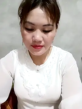 meg 06 online show from 04-08-26, 01:34