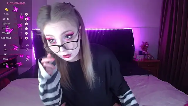 ammyska online show from 05-18-26, 12:44