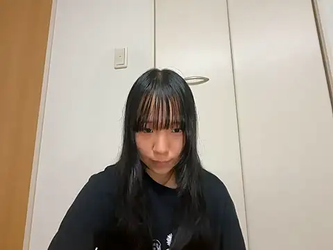 Snapshot of kana1199 chatting on 06-25-26, 05:23 kana1199 online show from 06-25-26, 05:23
