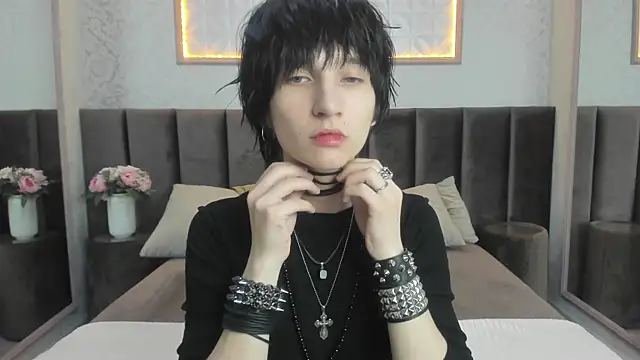 AdonBev online show from 06-18-26, 05:28
