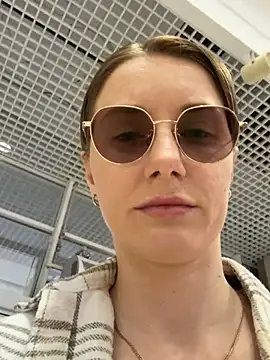 FReyja 44 online show from 05-29-26, 10:21