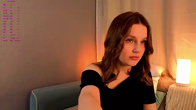 Snapshot of LorriMonz chatting on 05-25-26, 02:44 LorriMonz online show from 05-25-26, 02:44