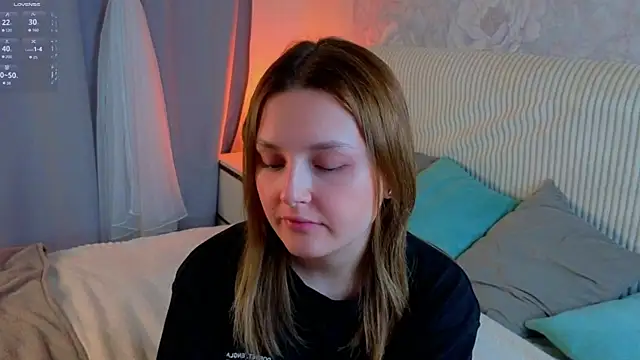 LorriMonz online show from 07-06-26, 01:45