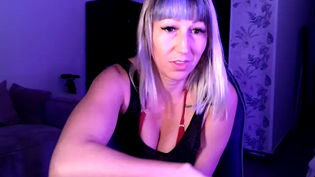 Snapshot of kendra_peach chatting on 04-04-26, 09:10 kendra peach online show from 04-04-26, 09:10