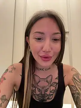 Snapshot of SaintSquirt chatting on 06-06-26, 03:50 SaintSquirt online show from 06-06-26, 03:50
