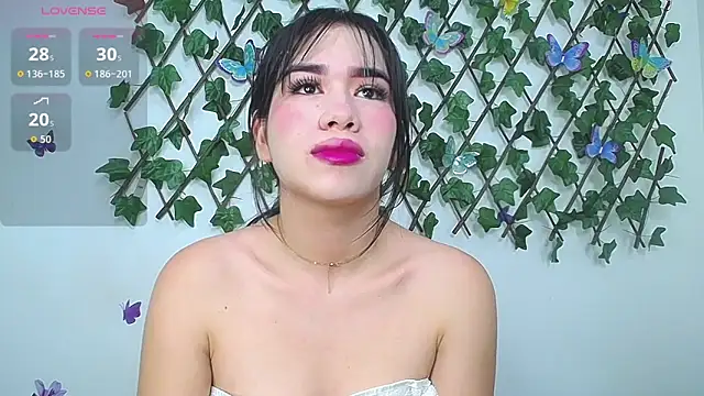 Snapshot of lizeth_wong chatting on 06-09-26, 01:34 lizeth wong online show from 06-09-26, 01:34