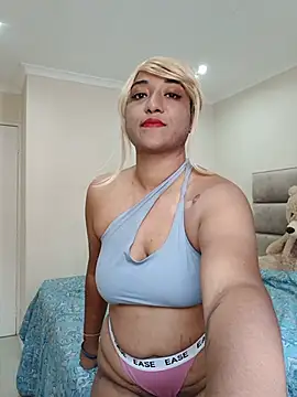 Snapshot of kamilah_rose chatting on 07-20-26, 01:13 kamilah rose online show from 07-20-26, 01:13