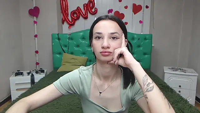 Je55icaBreeze online show from 05-27-26, 05:04