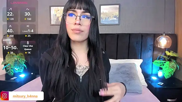 Snapshot of Hanna__mitsury_ chatting on 07-01-26, 01:22 Hanna mitsury online show from 07-01-26, 01:22