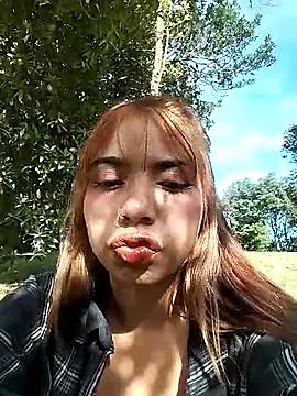 Snapshot of Atenea_7 chatting on 04-30-26, 08:57 Atenea 7 online show from 04-30-26, 08:57
