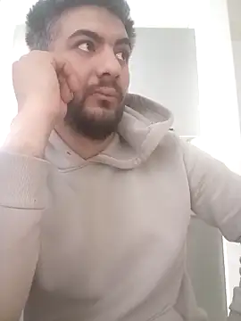 nighthunter2703 online show from 03-26-26, 09:51