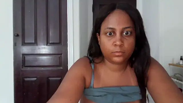 Snapshot of biancadoesit chatting on 06-08-26, 01:28 biancadoesit online show from 06-08-26, 01:28