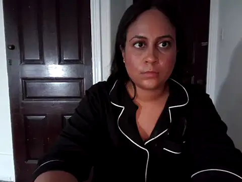 Snapshot of biancadoesit chatting on 05-28-26, 03:47 biancadoesit online show from 05-28-26, 03:47