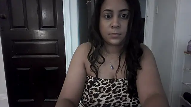 Snapshot of biancadoesit chatting on 05-11-26, 04:04 biancadoesit online show from 05-11-26, 04:04