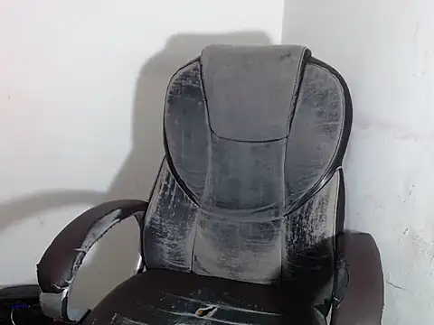 SexyboyHot2000 online show from 05-23-26, 01:59