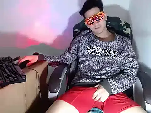 SexyboyHot2000 online show from 05-28-26, 08:26