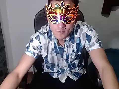 SexyboyHot2000 online show from 04-10-26, 02:07