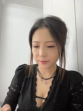 Lola666999 online show from 04-24-26, 01:18
