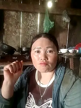 Lily Daisy online show from 03-27-26, 08:59