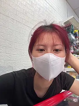 Bethiencute online show from 04-17-26, 02:14