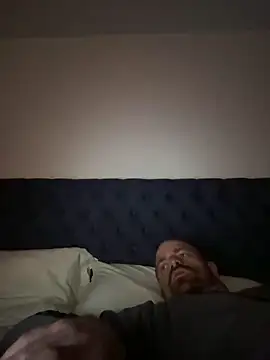 Snapshot of whitelioncody chatting on 04-22-26, 05:25 whitelioncody online show from 04-22-26, 05:25