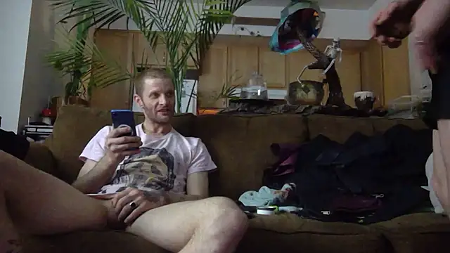 Snapshot of DavidEugeneOr chatting on 05-02-26, 11:59 DavidEugeneOr online show from 05-02-26, 11:59
