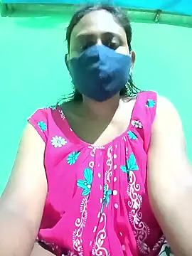 Snapshot of puja560 chatting on 05-08-26, 02:43 puja560 online show from 05-08-26, 02:43