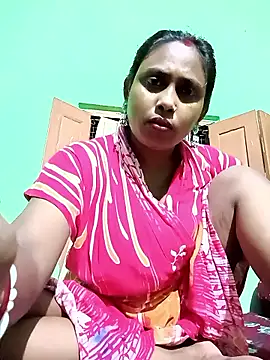 Snapshot of puja560 chatting on 04-20-26, 02:07 puja560 online show from 04-20-26, 02:07