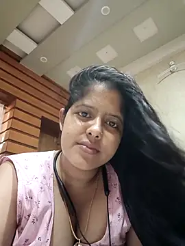 Snapshot of Aditi_sarkar chatting on 06-03-26, 10:38 Aditi sarkar online show from 06-03-26, 10:38