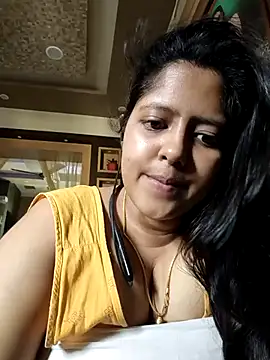Snapshot of Aditi_sarkar chatting on 04-16-26, 06:03 Aditi sarkar online show from 04-16-26, 06:03