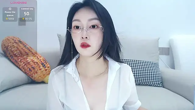 Snapshot of anan_882 chatting on 07-19-26, 02:20 anan 882 online show from 07-19-26, 02:20