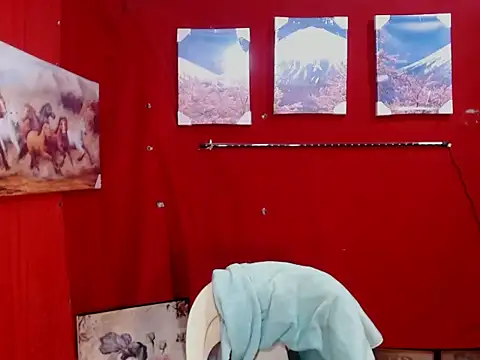 HottestLadyYuna online show from 05-01-26, 05:45