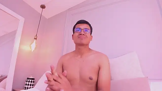 Snapshot of ThiagoVega_ chatting on 03-26-26, 06:22 ThiagoVega online show from 03-26-26, 06:22