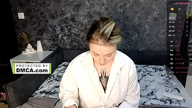 Snapshot of StasyLucke chatting on 05-15-26, 04:43 StasyLucke online show from 05-15-26, 04:43