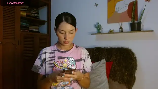 Snapshot of ivanna_dl chatting on 04-20-26, 01:08 ivanna dl online show from 04-20-26, 01:08