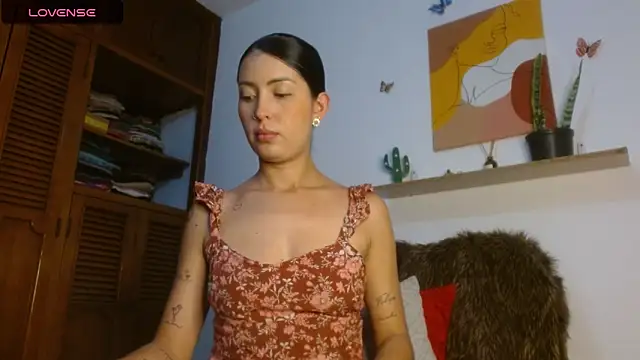Snapshot of ivanna_dl chatting on 04-21-26, 01:42 ivanna dl online show from 04-21-26, 01:42