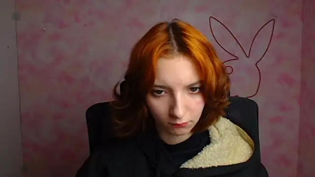 Snapshot of Butterfly_Milly chatting on 04-21-26, 11:17 Butterfly Milly online show from 04-21-26, 11:17