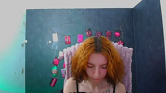 Snapshot of Butterfly_Milly chatting on 06-24-26, 06:34 Butterfly Milly online show from 06-24-26, 06:34