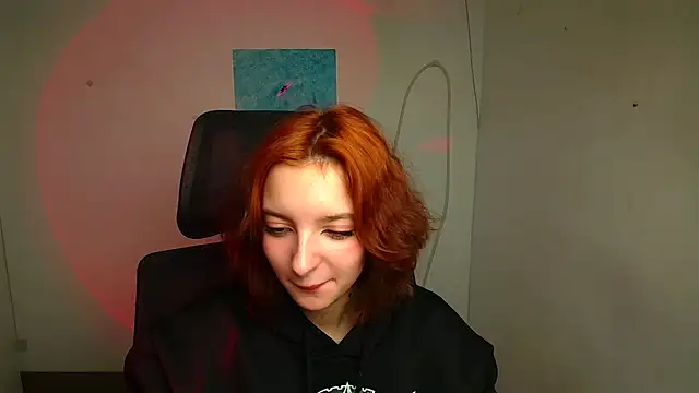 Snapshot of Butterfly_Milly chatting on 04-06-26, 11:33 Butterfly Milly online show from 04-06-26, 11:33