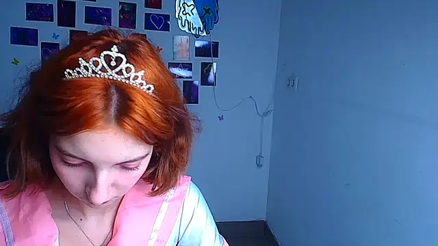 Snapshot of Butterfly_Milly chatting on 04-01-26, 02:25 Butterfly Milly online show from 04-01-26, 02:25