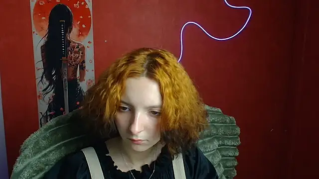 Snapshot of Butterfly_Milly chatting on 05-20-26, 11:51 Butterfly Milly online show from 05-20-26, 11:51