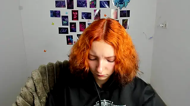 Snapshot of Butterfly_Milly chatting on 07-06-26, 05:47 Butterfly Milly online show from 07-06-26, 05:47