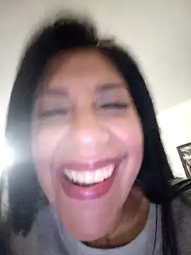 Snapshot of SamanthaRosse01_ chatting on 04-02-26, 02:52 SamanthaRosse01 online show from 04-02-26, 02:52