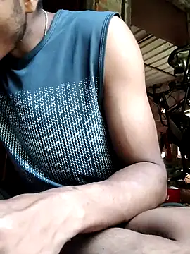 luck00y online show from 05-04-26, 03:21