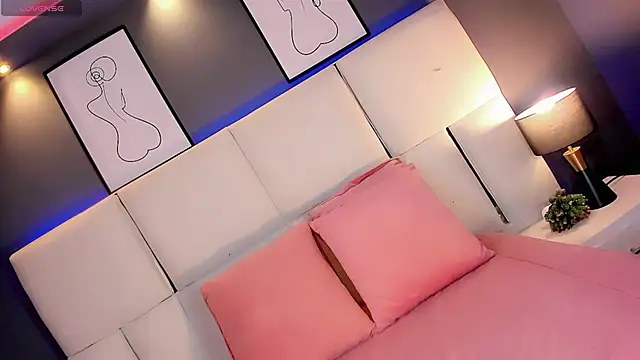 Kornylovee online show from 04-04-26, 08:26