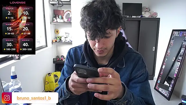 Snapshot of Bruno_santos1 chatting on 06-10-26, 12:06 Bruno santos1 online show from 06-10-26, 12:06