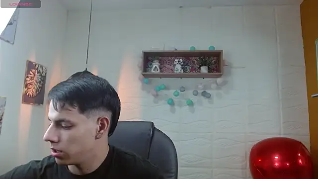 RoaSexi25 online show from 03-27-26, 03:15