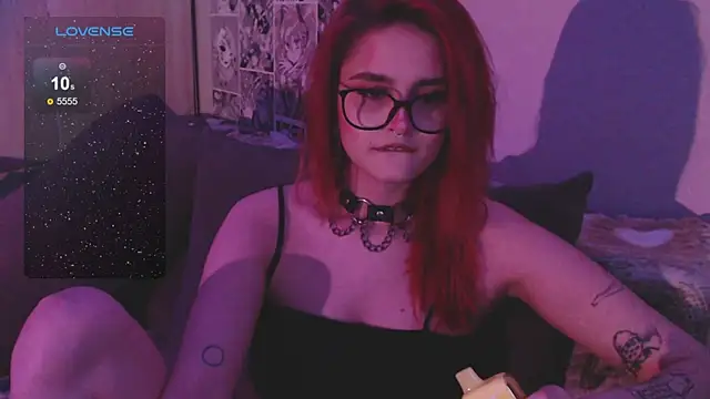 Snapshot of ScarlettHarrison0902 chatting on 04-04-26, 02:56 ScarlettHarrison0902 online show from 04-04-26, 02:56