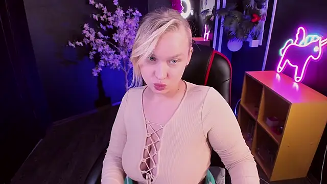 angelic coy online show from 05-26-26, 10:35